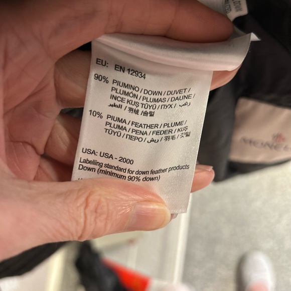 Moncler Barbel Coat new with no tags. - Picture 9 of 12